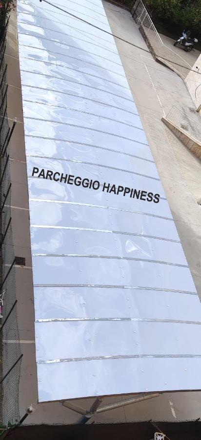 Appartamento Happiness กาเอตา ภายนอก รูปภาพ